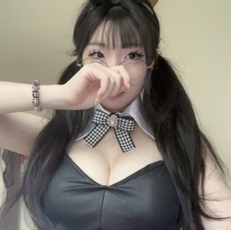 yurasweb porn model photos