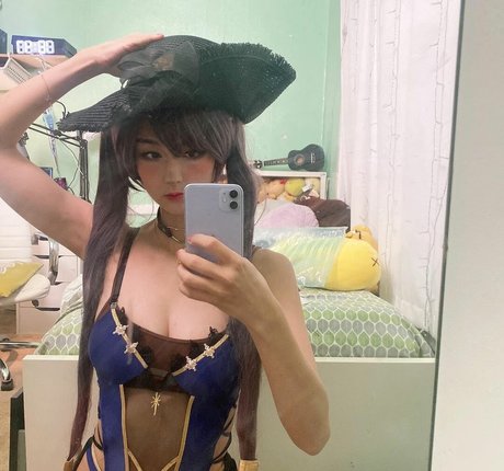 Amiechikin nude pornstar galleries