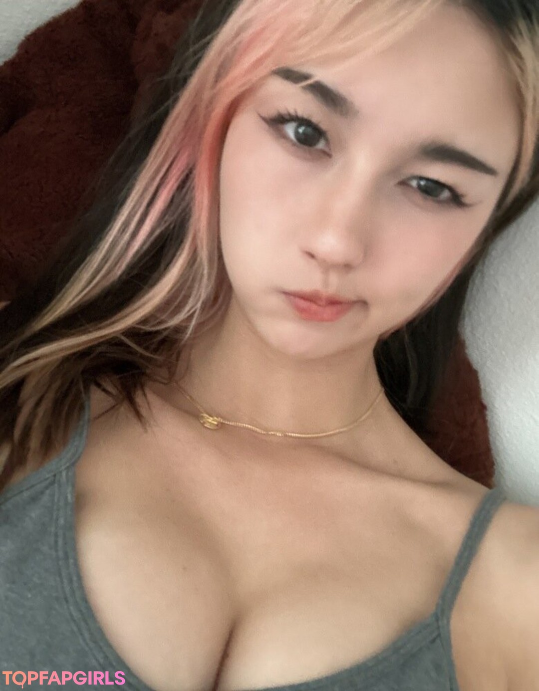 Amiechikin star nude photo