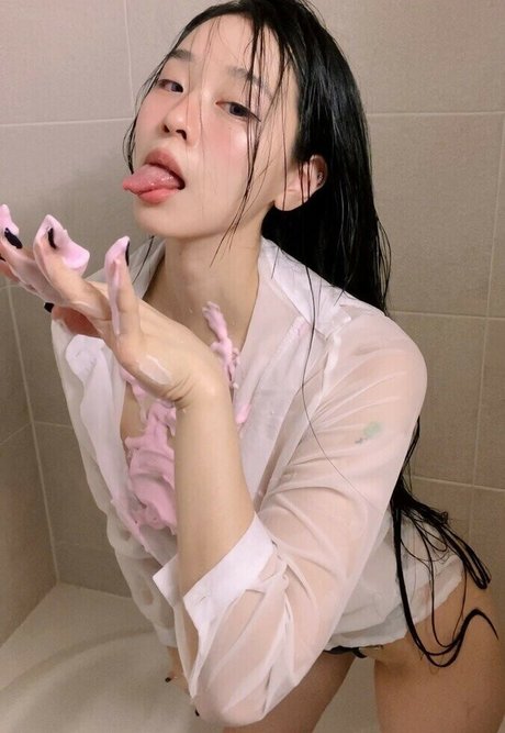 shemale fucks girl onlyfans hot sexy img