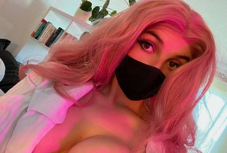 Aurelia Baker pretty star galleries