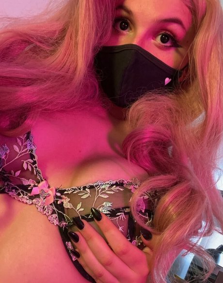 Aurelia Baker pornstar naked galleries