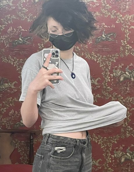 Indigoo porn model photos