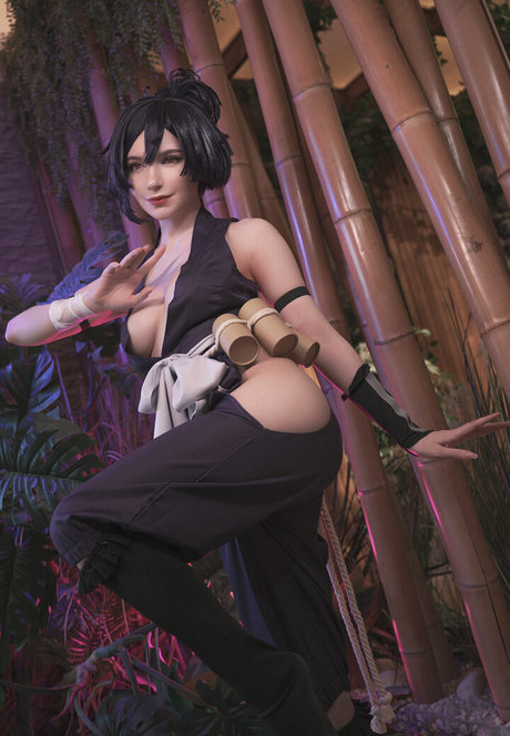 Michi Kyunn sex model images