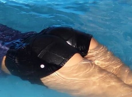 lesbian squirt onlyfans art nude pictures