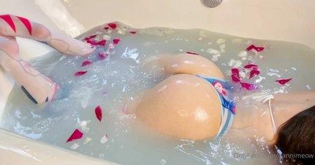 famous femboy onlyfans free xxx photos