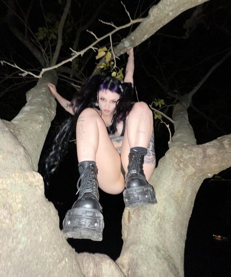 one onlyfans exclusive photo