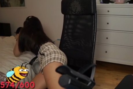 yabbe model hot images