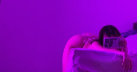 Fifi Rifis model art galleries