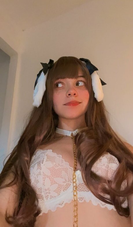 Fifi Rifis model images