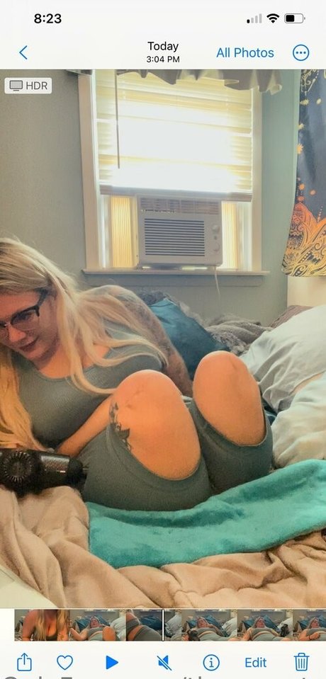 theamputeebitch star nudes image