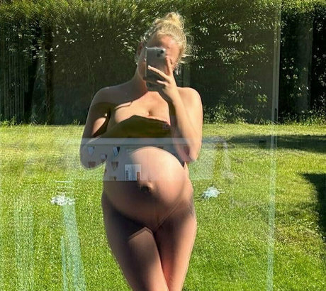 julix may xxx pornstar image