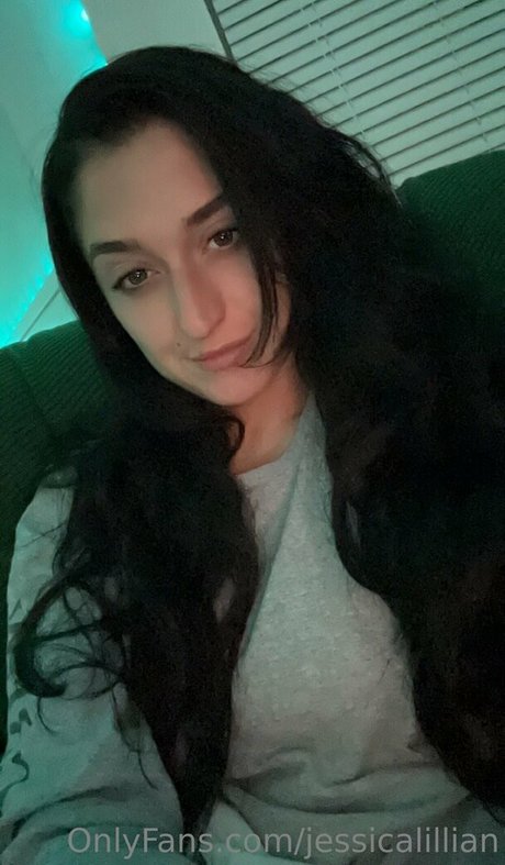 jessicalillian pretty pornstar image