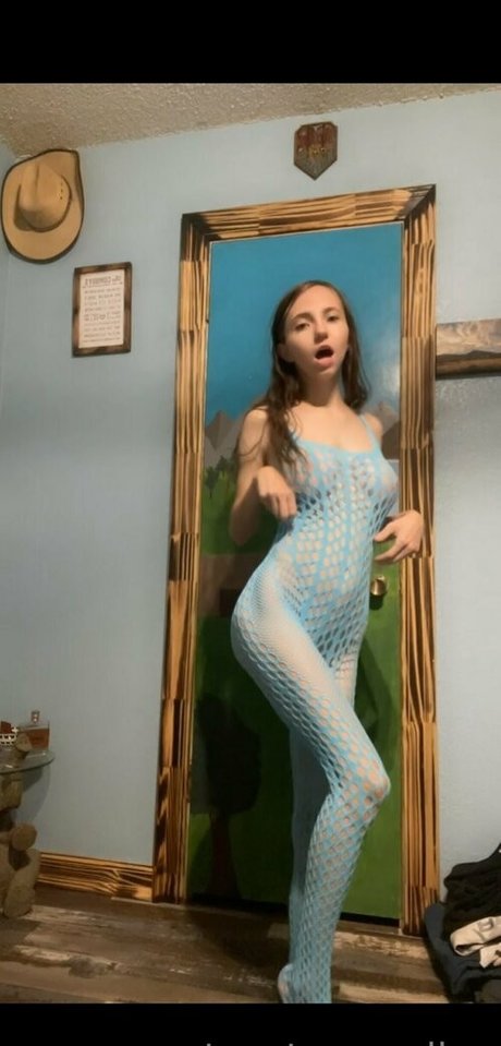 Justinthetortle sexy actress archive