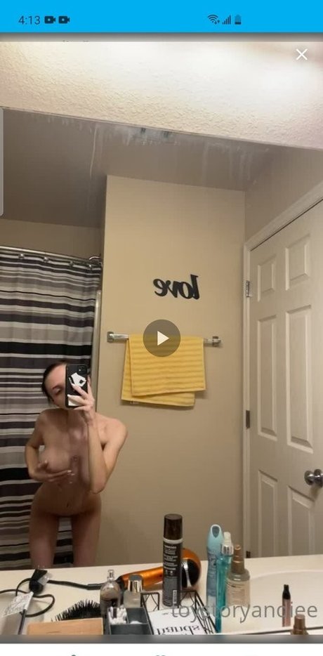 Justinthetortle porn star photo