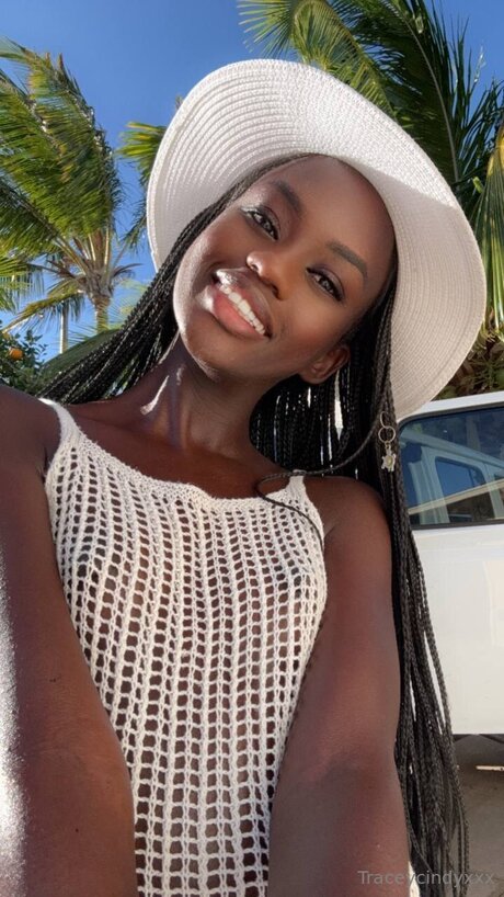 traceycindyxxx xxx pornstar pic