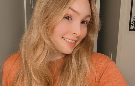 famous onlyfans hot sexy pics