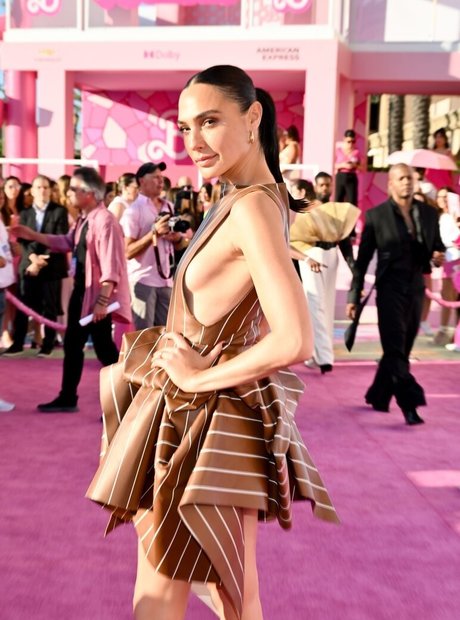 gal gadot actress photos