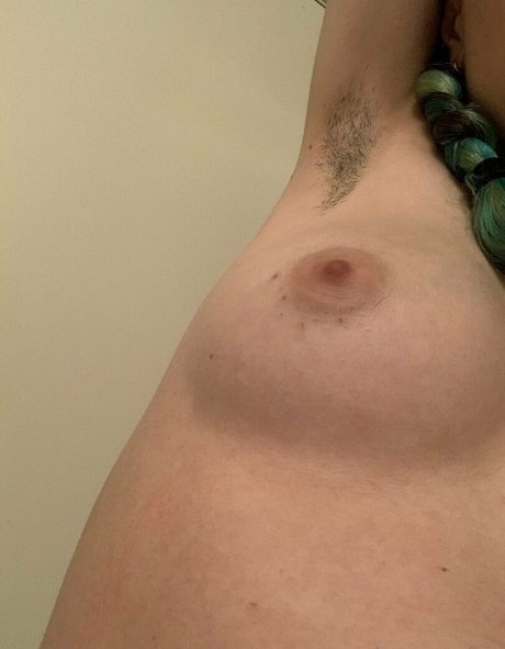 blonde babe onlyfans sexy photos