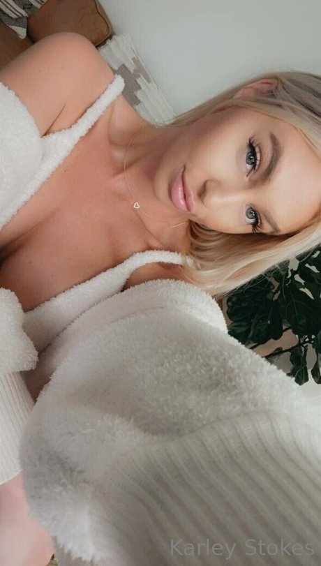 shemale fucks girl onlyfans free porn img