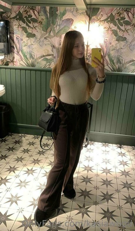 naked pictures onlyfans pretty pic