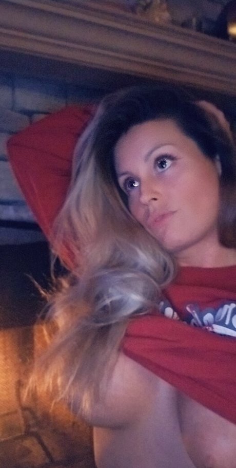 cocovandi star exclusive photos