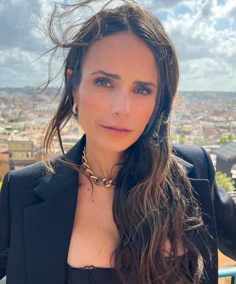 Jordana Brewster beautiful star img