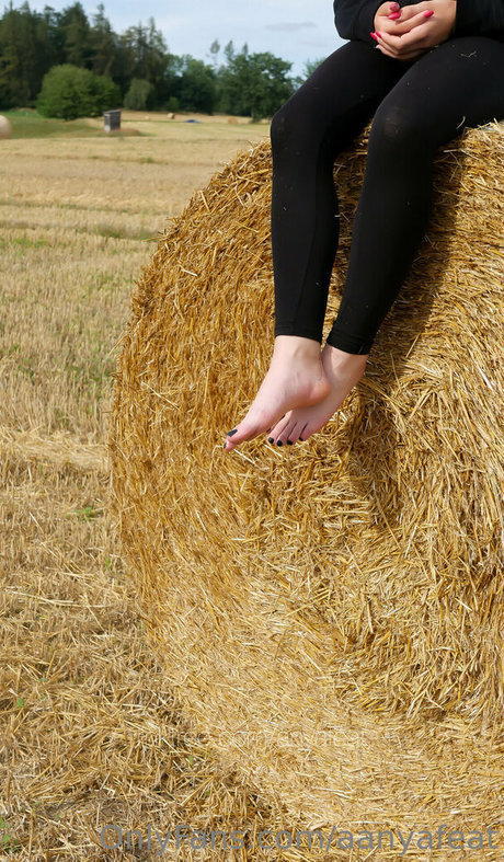 leather leggings onlyfans hot naked photo