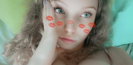 Evieerikson model adult picture