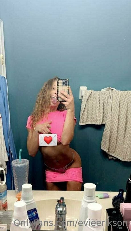 Evieerikson pretty model picture