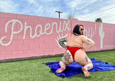 naughtynyxiefree nude star pics