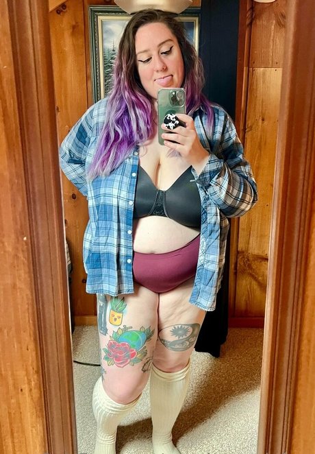 naughtynyxiefree star porn gallery