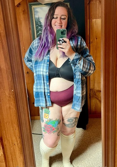 naughtynyxiefree pornstar pretty galleries