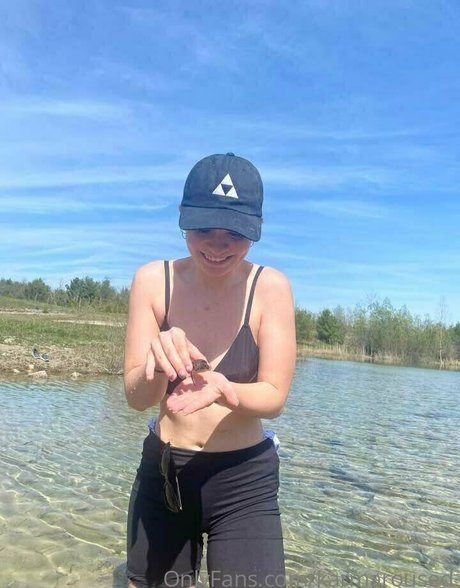 Karmaroused pornstar hot pictures