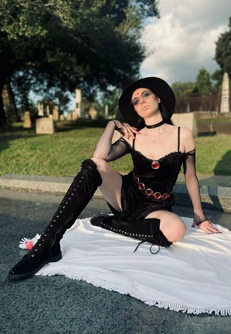 yubaba yaga pornstar sexy photo