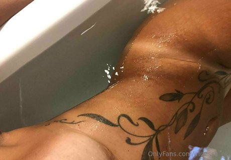 iridessa ok pornstar hd image