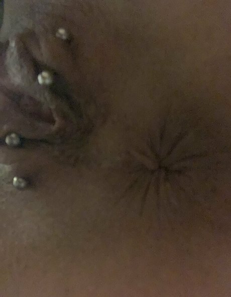 old young lesbian onlyfans pornographic image