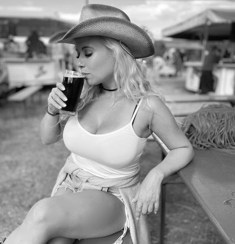 vip onlyfans beautiful naked images