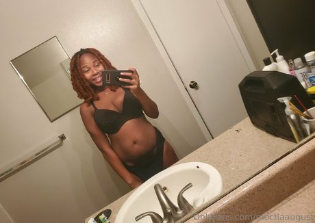 mochaaugust top model archive