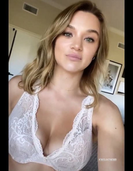 Hunter King perfect actress pics