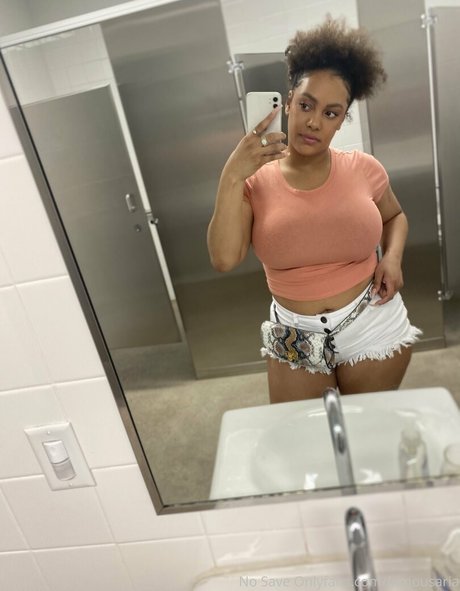 famousaria free pornstar archive