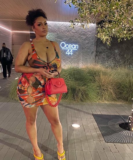 famousaria nice star images