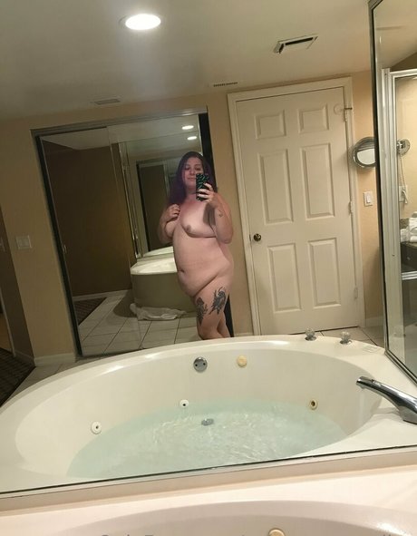 asinnersparadise naked star img