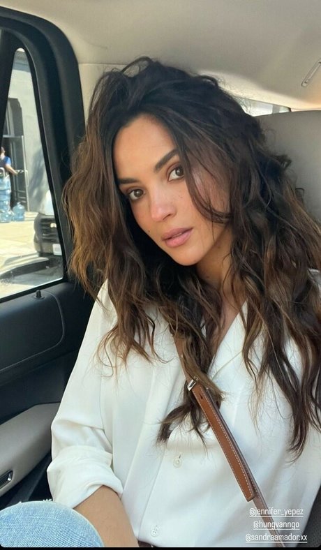 Adria Arjona actress galleries