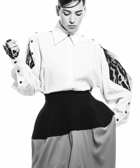 Adria Arjona adult actress photo