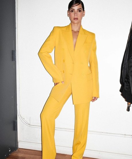 Adria Arjona xxx model photo