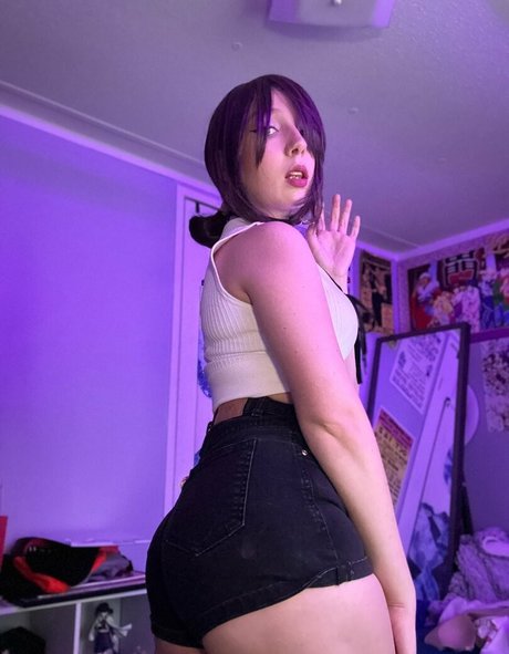 Aspyn Rose beautiful pornstar img