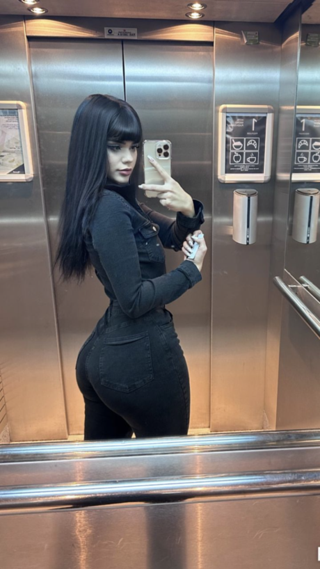 Chxrryxblossom beautiful pornstar pics