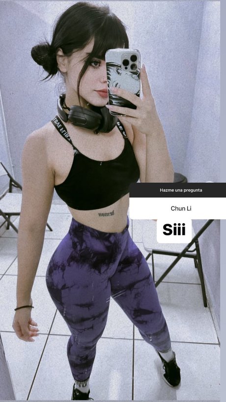 old young lesbian onlyfans sexy image