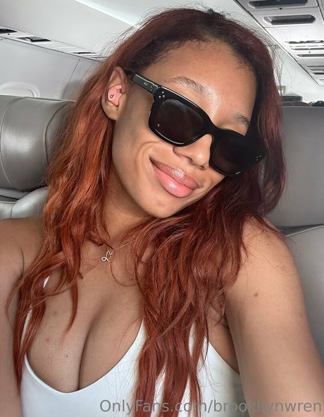 brookliynwren model nudes pics